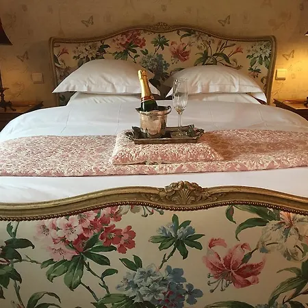 Le Couvent Des Cordeliers 住宿加早餐酒店 Verteuil-sur-Charente