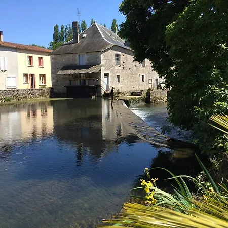 Le Couvent Des Cordeliers * Verteuil-sur-Charente